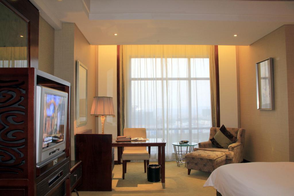 Grand Oriental Hotel Dongguan  Exteriör bild