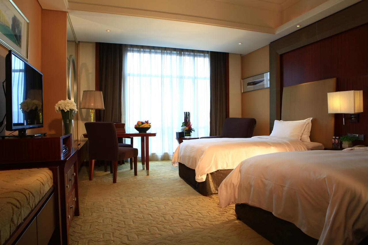 Grand Oriental Hotel Dongguan  Exteriör bild